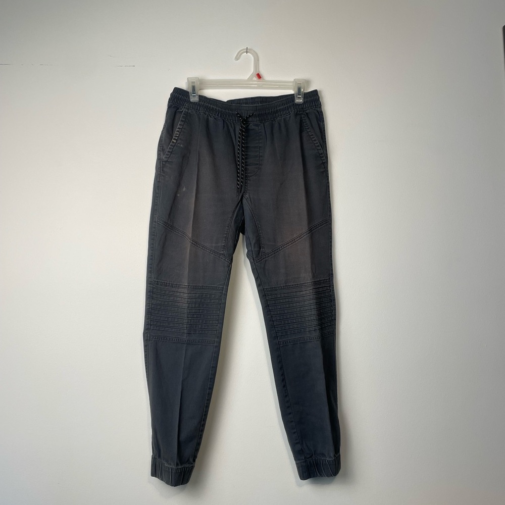 745. Men’s Moto Style Pants
